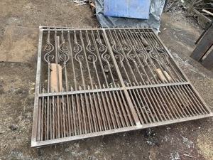 Vand poarta si gard din fier forjat - imagine 3