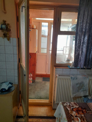 Apartament 4 camere, ultracentral, 90 mp utili, Campina, Prahova - imagine 7