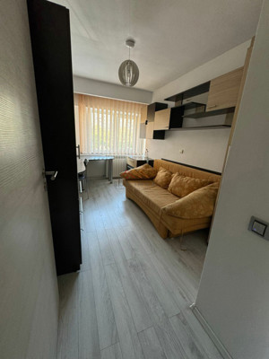 Apartament 3 camere, ultracentral, decomandat, Et. 1/8, Ploiesti, PH - imagine 13