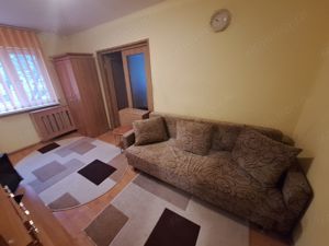 240 euro!!! Apartament cu 2 camere Et 3 Zona Sagului - imagine 2