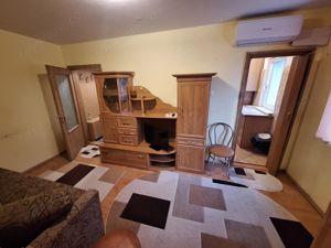 240 euro!!! Apartament cu 2 camere Et 3 Zona Sagului