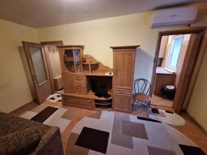 240 euro!!! Apartament cu 2 camere Et 3 Zona Sagului - imagine 6