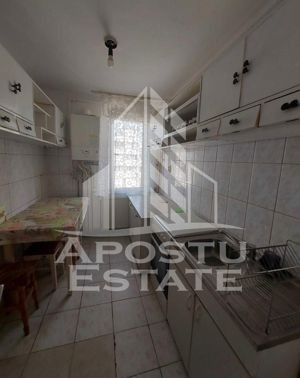 Apartament cu 2 camere decomandate, 50mp, zona Torontalului - imagine 3