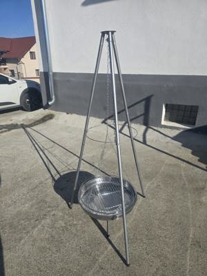 Trepied gratar, Nou, livrare gratuita!