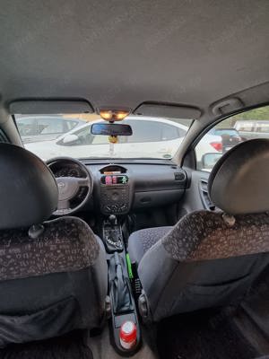 Opel Corsa-C 1.4 - imagine 5 Opel Corsa-C 1.4 - imagine 5