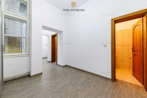 Spațiu birouri în Piața Unirii – Timișoara | 3 incaperi, 2 bai, 80 mp - imagine 11