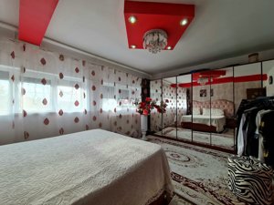 Refugiul Perfect în Voluntari – Vilă Spațioasă cu 9 Camere și Eleganță - imagine 13