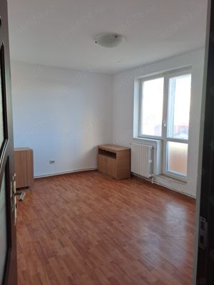 Vand apartament decomandat, 2 camere, etj 2, aproape de plaja - imagine 8