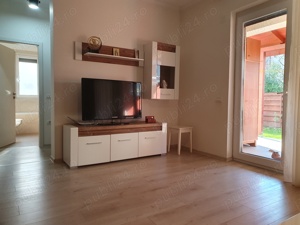 PROPRIETAR inchiriez apartament 3 camere ,cu terasa, gradina, magazie si doua locuri de parcare - imagine 6