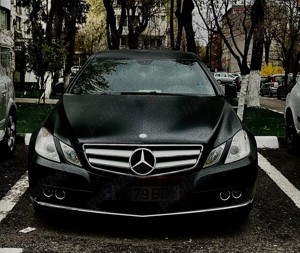Mercedes E cupe 