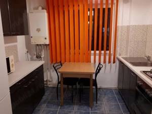 Apartament 2 camere, zona centrală, et 1 - imagine 3