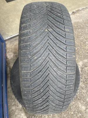 Vand 2 cauciucuri 265/60 R18 all season Michelin crossclimate 2 suv - imagine 2