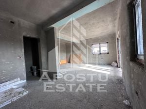 Duplex modern de vanzare, cu 5 camere, la asfalt in Mosnita Noua - imagine 6