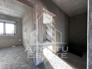 Duplex modern de vanzare, cu 5 camere, la asfalt in Mosnita Noua - imagine 18