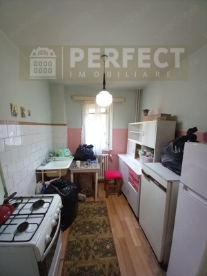 Apartament 2 camere, et 1 4, Cameliei - Judetean - 50000 euro - imagine 3