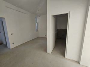 Apartament 4 camere zona centrala - imagine 12