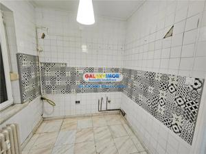 Apartament 2 camere decomandat in bloc rusesc - Bd Basarabia - imagine 4