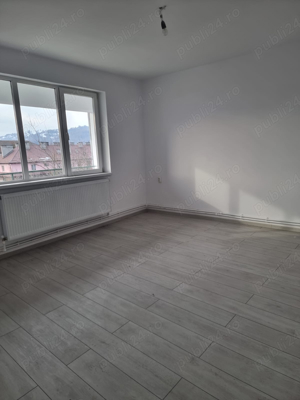 VÂND apartament 2 camere 66mp - imagine 3