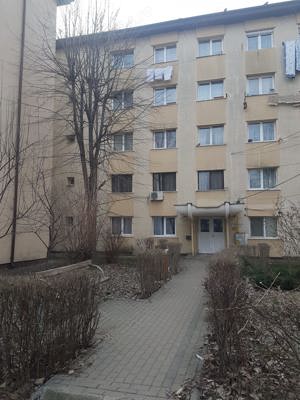 Apartament trei camere semidecomandat pe Milcov, langa Petrom, la etajul doi, mobilat si utilat 2 TV - imagine 2