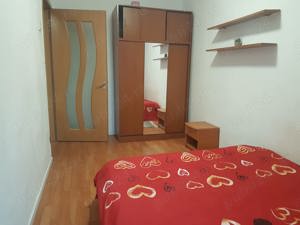 Apartament trei camere semidecomandat pe Milcov, langa Petrom, la etajul doi, mobilat si utilat 2 TV - imagine 6