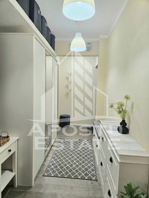 Apartament cu 3 camere, renovat, centrala proprie, zona Cetatii - imagine 10