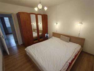 Vanzare Apartament 3 Camere Semidecomandat Berceni-Izvorul Crisului - imagine 3