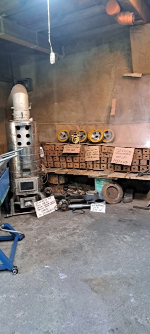 diverse, rotii căruț  ,reductor, pe melc ,generator suflanta aer cald, plexiglas, presă brichete 