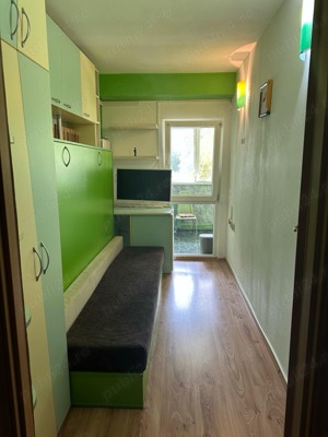 Apartament de închiriat în faleză nord , vis a vis de Reyna  - imagine 8