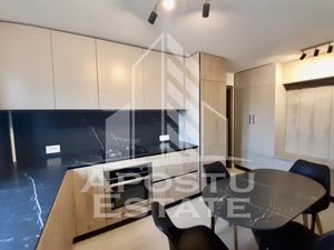 Apartament 3 camere, renovat, etaj 3, centrala, Complexul Studentesc - imagine 5