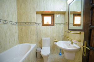 PROPRIETAR Apartament 4 camere ULTRACENTRAL la Bulevard vis-a-vis Liceul de Arta - imagine 5