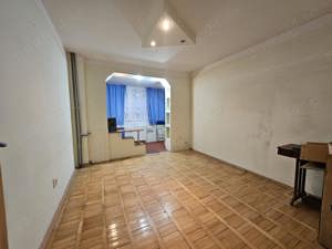 Apartament 3 camere, etaj intermediar, Piața Victoriei, comision 0% - imagine 2