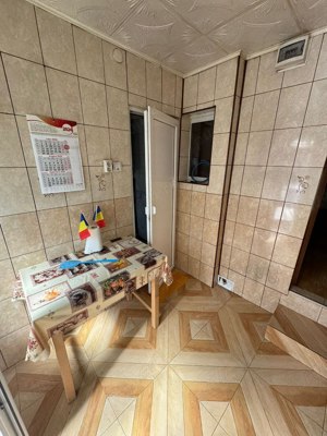 Apartament de vanzare la casa in Busteni  - imagine 7