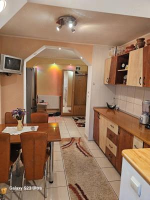 Vând apartament 2 camere, zona Cartier 13 Decembrie Vaslui - imagine 5