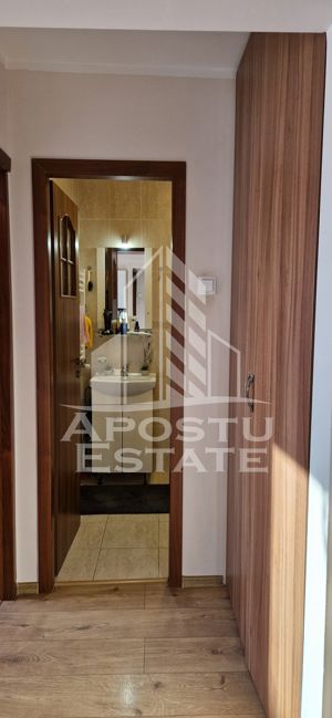 Apartament cu 4 camere, renovat, centrala proprie, zona Bucovina - imagine 8