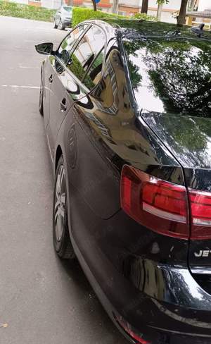 Volkswagen Jetta  - imagine 7