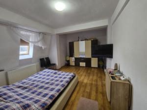 Apartament 3 camere, 2 băi, pe două nivele, etajul 4+M, cu lift, zona Lunei, comision 0% - imagine 6