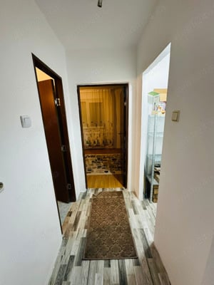 Apartament cu 3 camere de vanzare - imagine 8