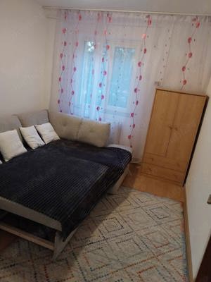 Apartament cu 3 camere de vanzare - imagine 2