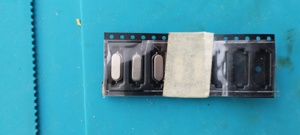 Rezonator de cuart (quartz) 11,059MHz  30ppm 20pF SMD HC49SM NOU