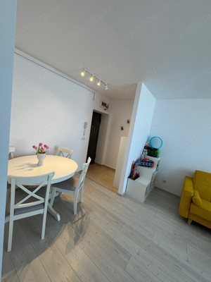 Vand apartament 2 camere + loc de parcare - imagine 2