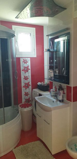 Vand apartament 2 camere - imagine 7