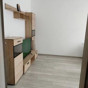 Închiriez apartament modern pe termen scurt  - imagine 5