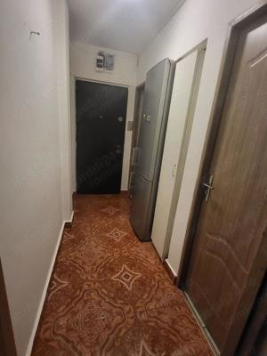 Vand apartament cu 2 camere,zona Sagului - imagine 8