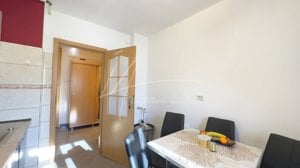 Apartament cu 3 camere, str. Bârcă, gata de mutat! - imagine 20