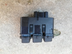 buton avarie incalzire scaun airbag volkswagen up - imagine 3