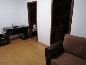 Închiriez apartament 2 camere, București sector 4, aproape de metrou Apărătorii Patriei.  - imagine 7