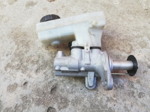 pompa centrala frana TRW Volkswagen Up - imagine 5