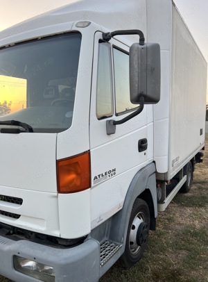 Transport marfa camion cu lift 