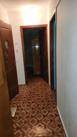 Închiriez apartament 