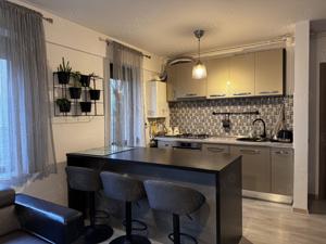 Apartament Modern 2 Camere, Mobilat și Utilat, Parcare Inclusă, Centrală Proprie, Zonă Liniștită